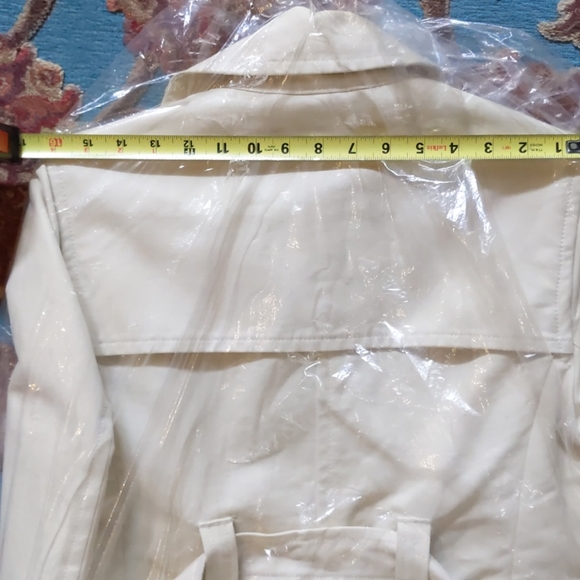 GAP Ladies Trench Coat - Picture 4 of 6